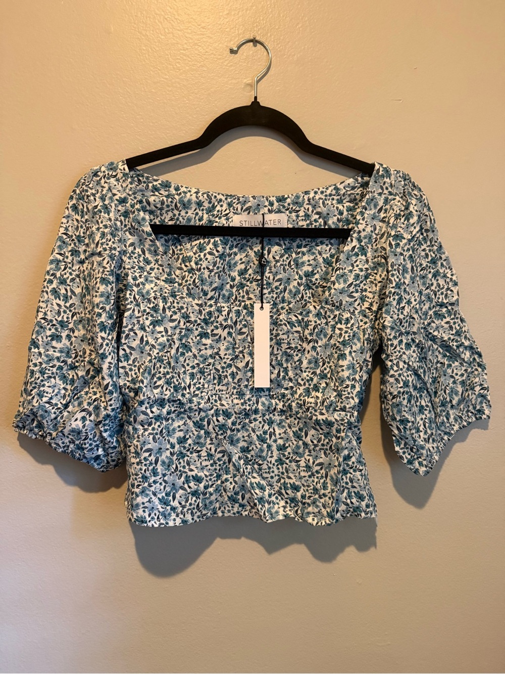 NWT Stillwater Blue Floral Square-Neck Puff Sleeve Top — Medium